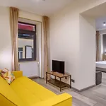 Forty One Hotel