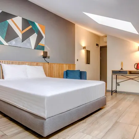 Forty One Hotell 3*