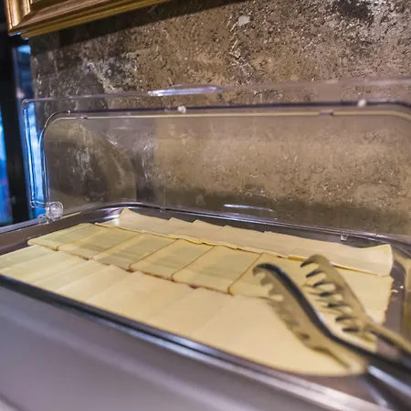 Forty One Szálloda Bukarest