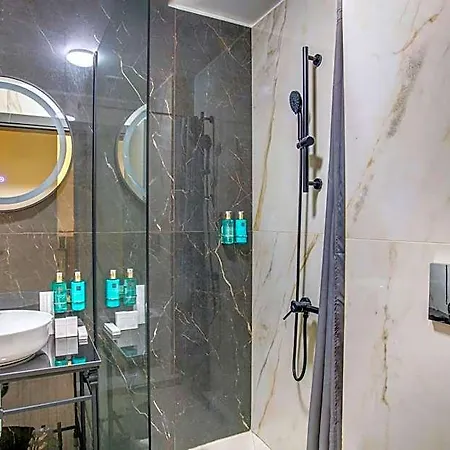 Hotell Forty One Bukarest