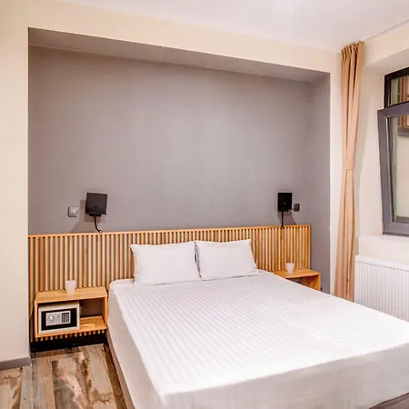 Forty One Hotell Bukarest